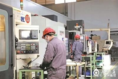 留在泉州過年也溫馨--暖心政策一籮筐 留下員工過大年